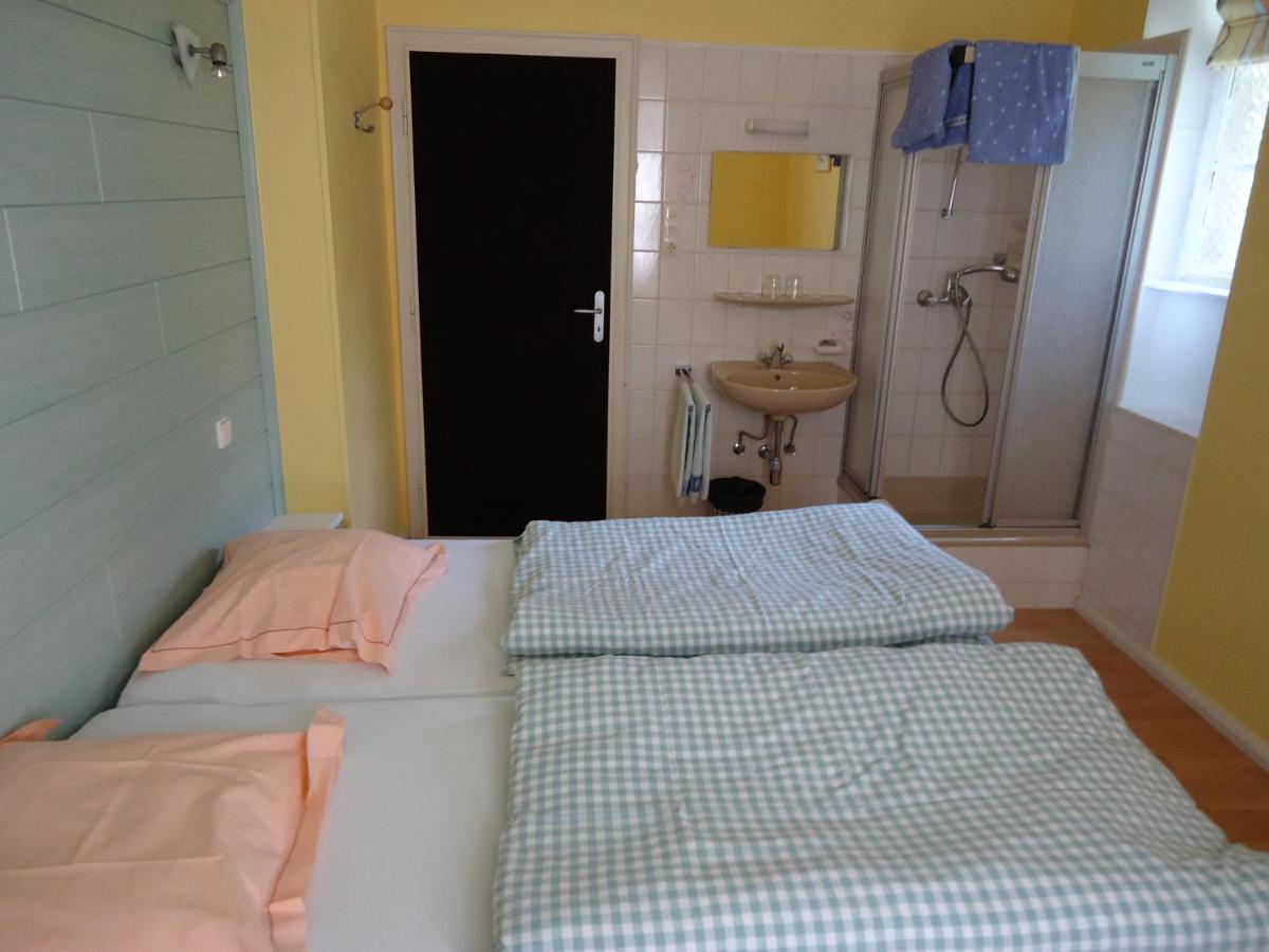 Hostellerie De La Vallee Heffingen Стая снимка