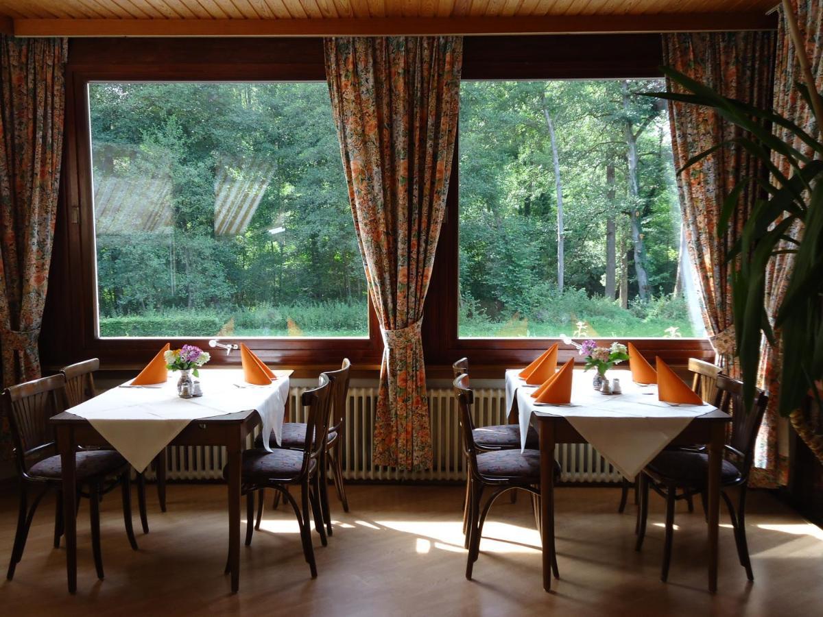 Hostellerie De La Vallee Heffingen Екстериор снимка