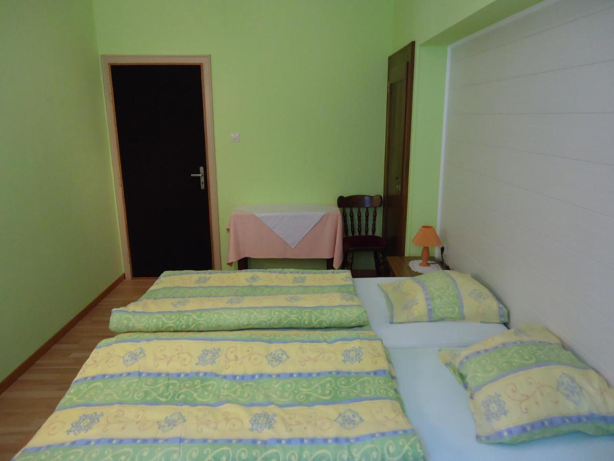Hostellerie De La Vallee Heffingen Екстериор снимка